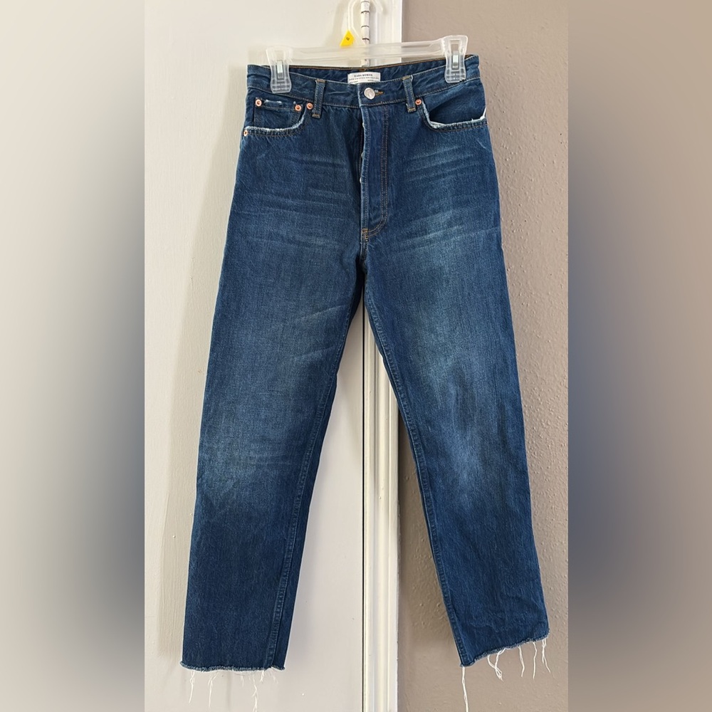 Zara Men's Relaxed Fit Blue Jeans